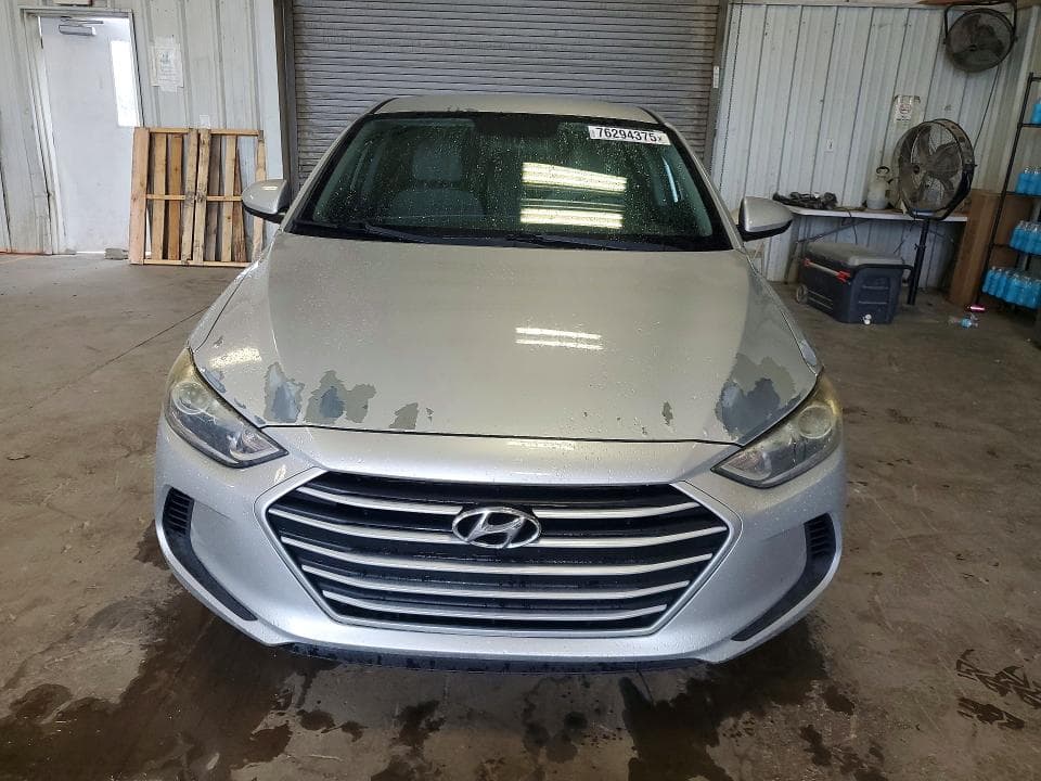 2018 HYUNDAI ELANTRA SE 5