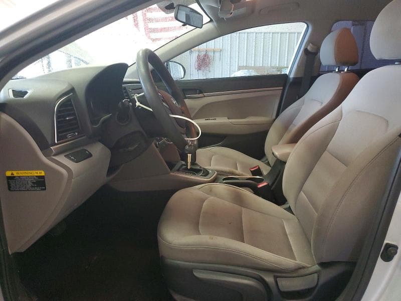 2018 HYUNDAI ELANTRA SE 7
