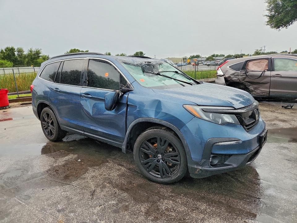 2022 HONDA PILOT SE 4