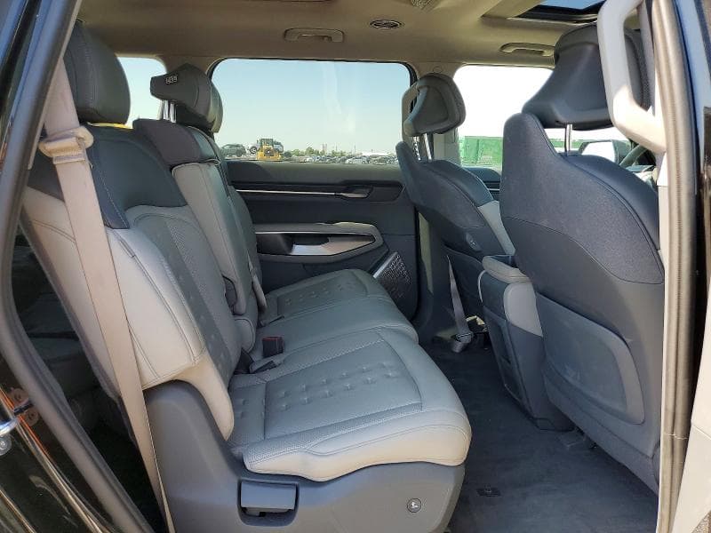 2024 KIA EV9 WIND 11