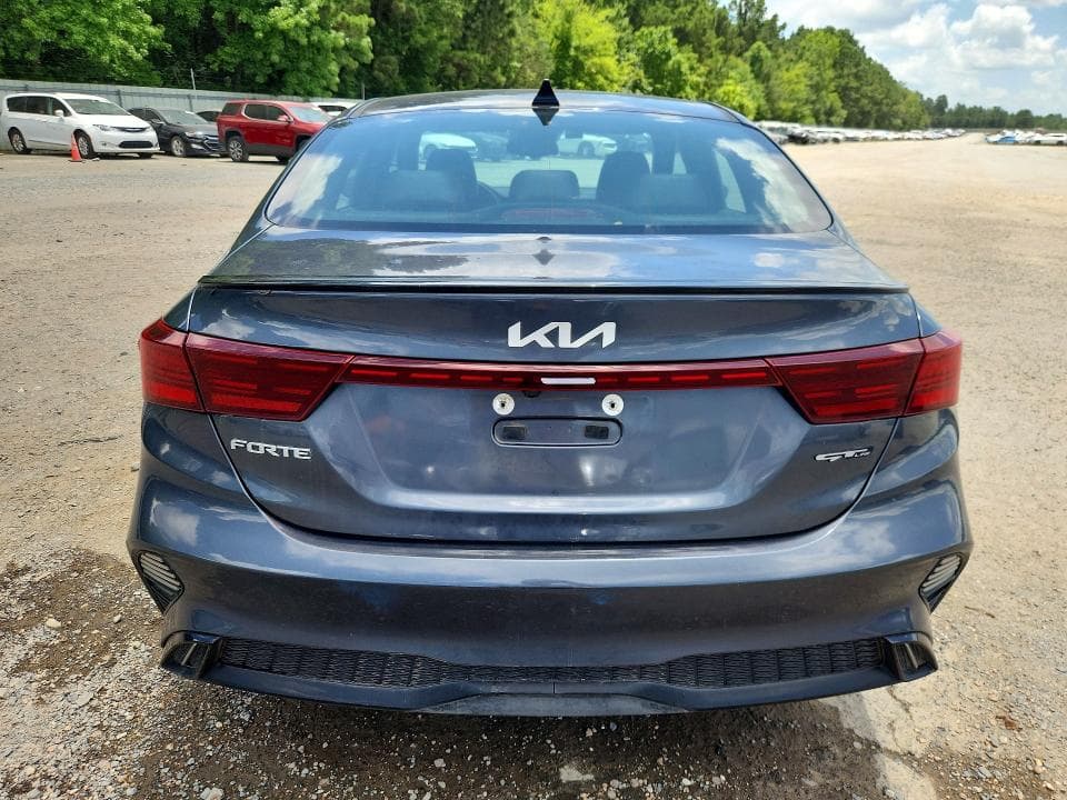 2022 KIA FORTE GT LINE 6