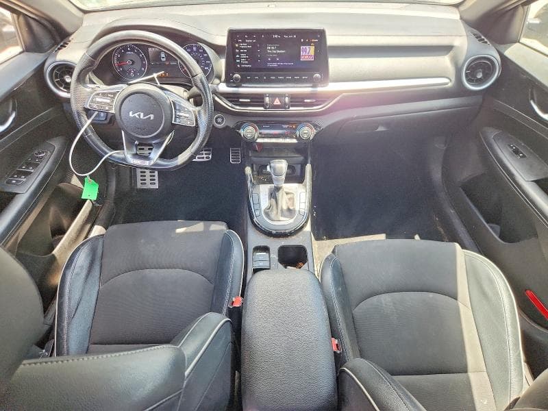 2022 KIA FORTE GT LINE 8