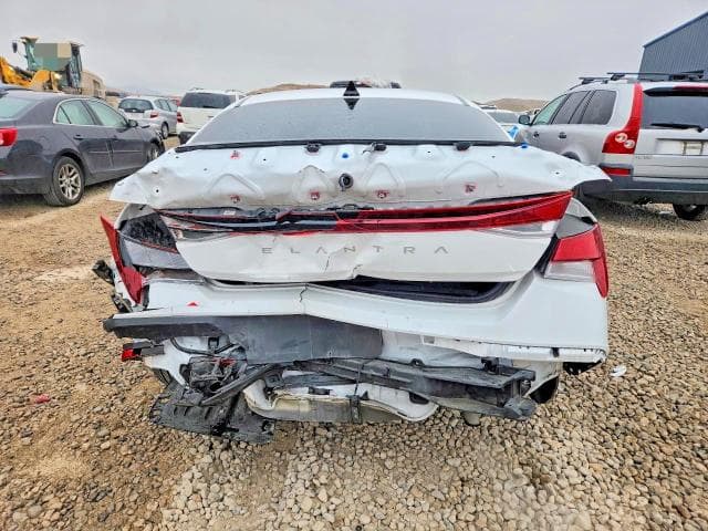 2024 HYUNDAI ELANTRA SEL SEL 6