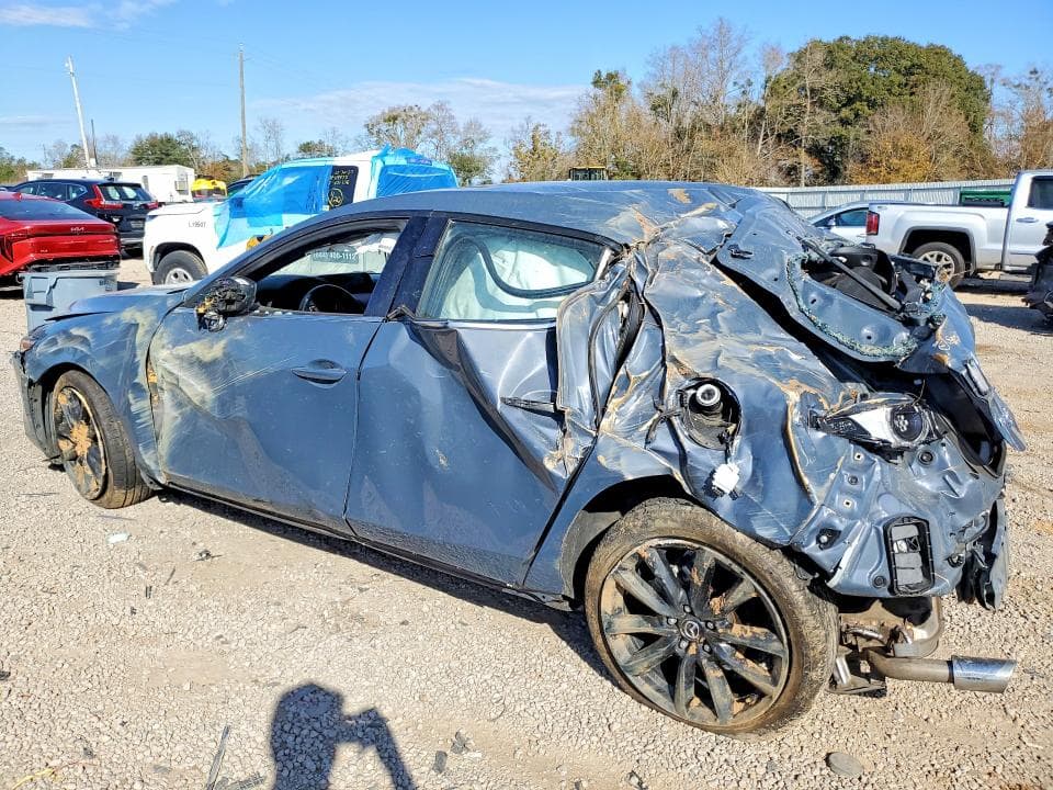 2019 MAZDA 3 PREMIUM 2