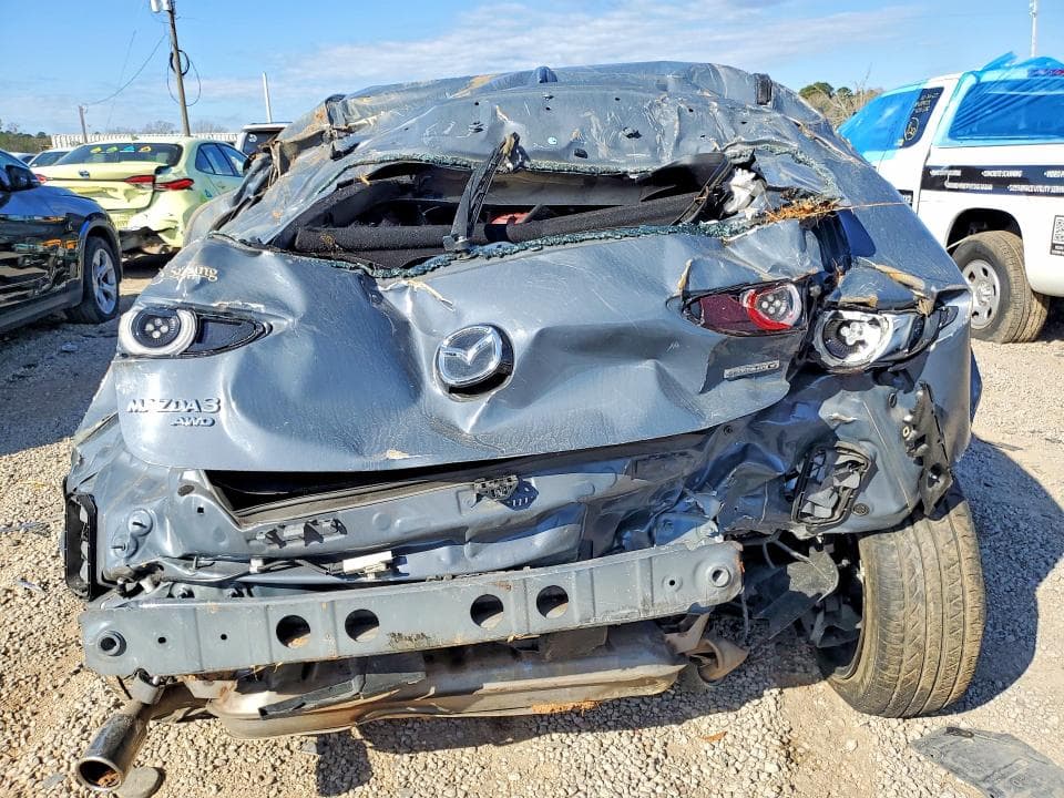 2019 MAZDA 3 PREMIUM 6