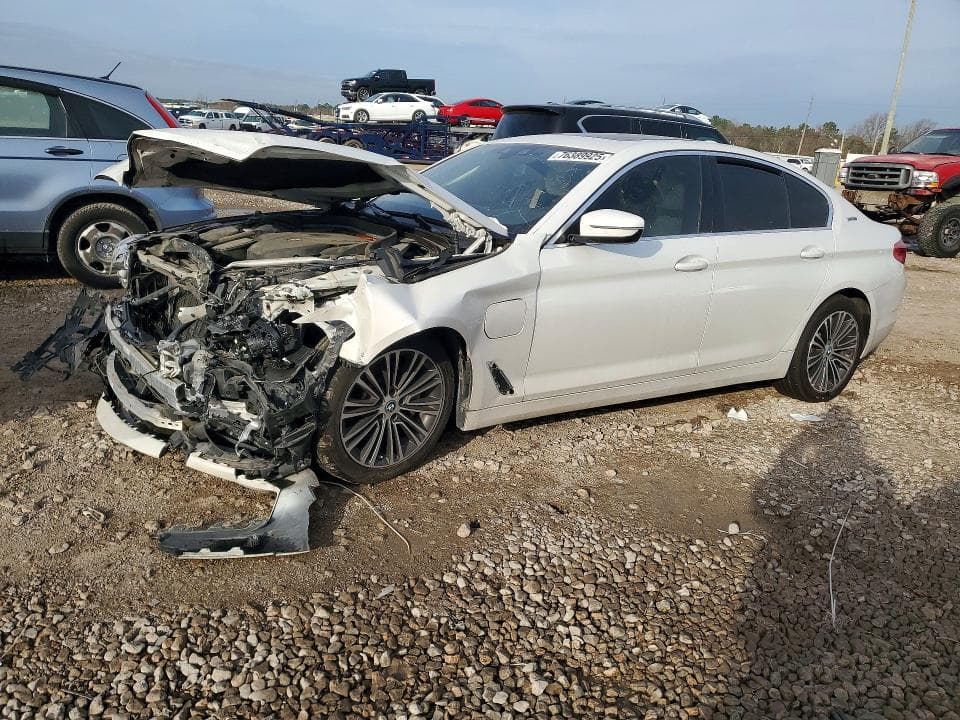 2019 BMW 530E 1