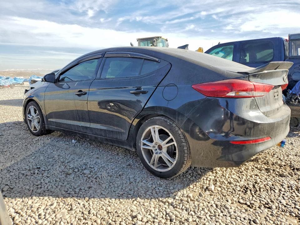 2017 HYUNDAI ELANTRA SE 2