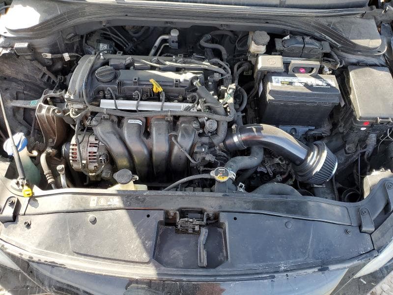 2017 HYUNDAI ELANTRA SE 11