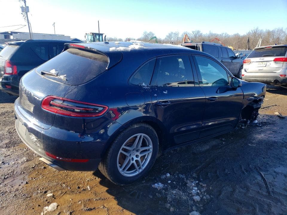 2018 PORSCHE MACAN 3