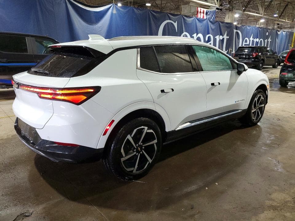 2025 CHEVROLET EQUINOX LT 3