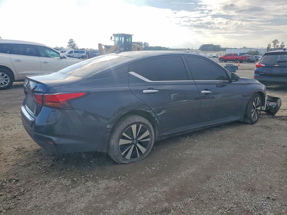 2022 NISSAN ALTIMA SV SV 3