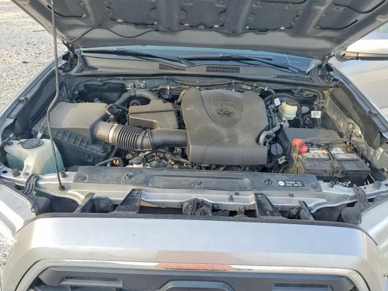 2017 TOYOTA TACOMA SR5 V6 11