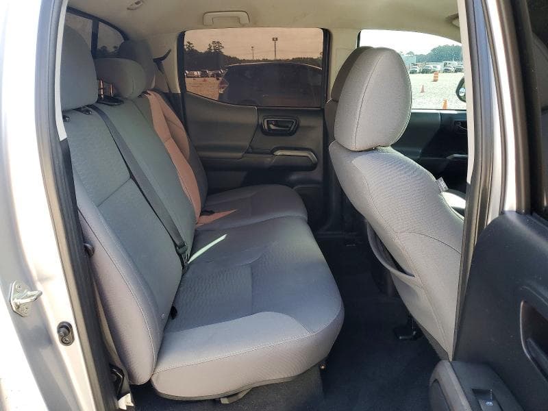 2017 TOYOTA TACOMA SR5 V6 10