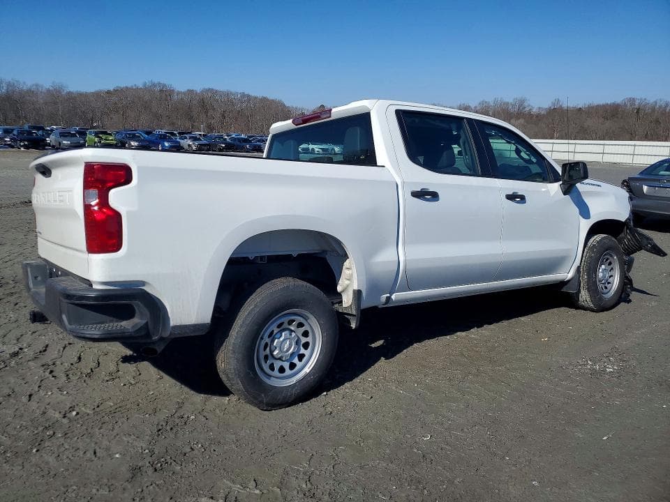 2026 CHEVROLET SILVERADO C1500 3