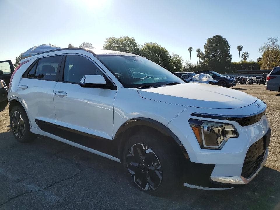 2024 KIA NIRO WIND 4