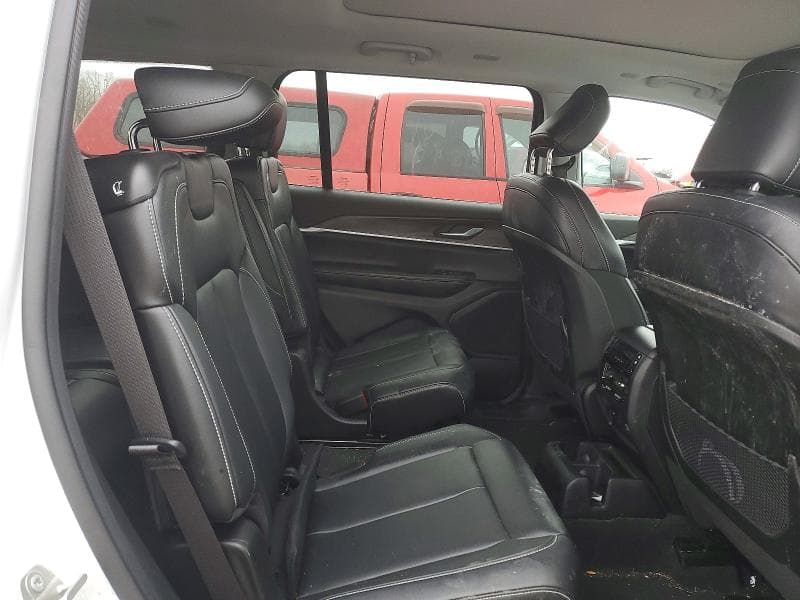 2024 JEEP GRAND CHEROKEE L LIMITED L LIMITED 11