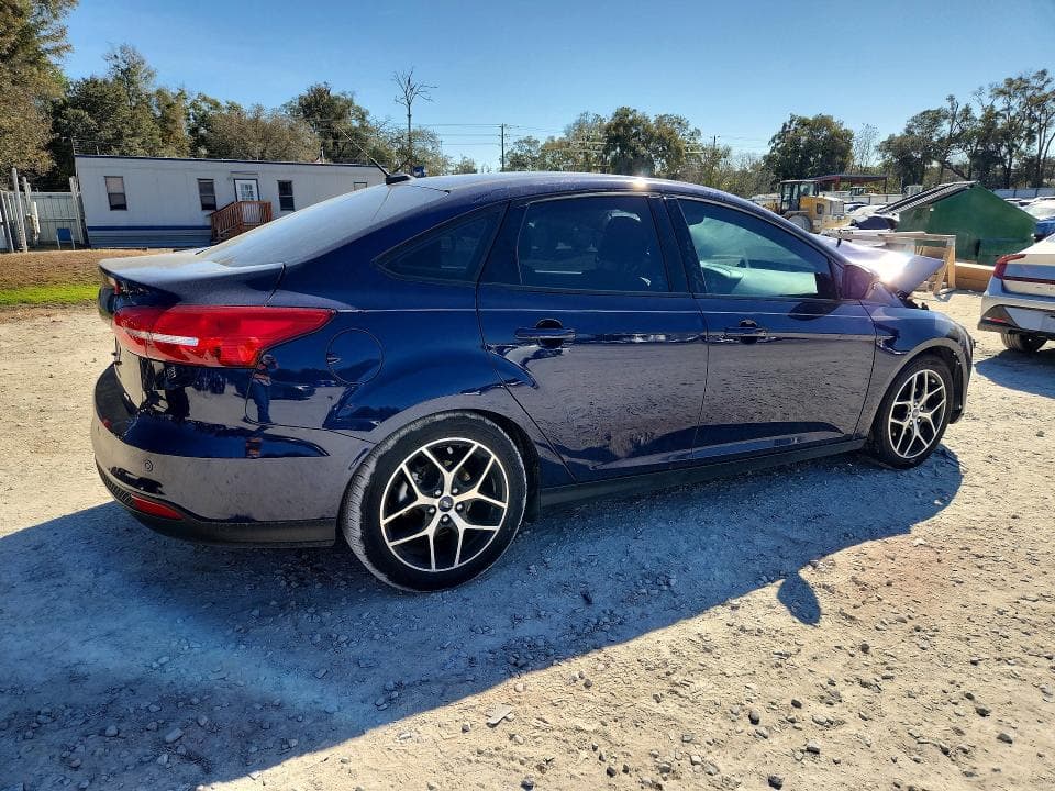 2017 FORD FOCUS SEL 3