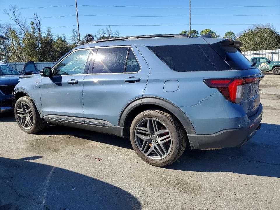 2025 FORD EXPLORER ST-LINE 2