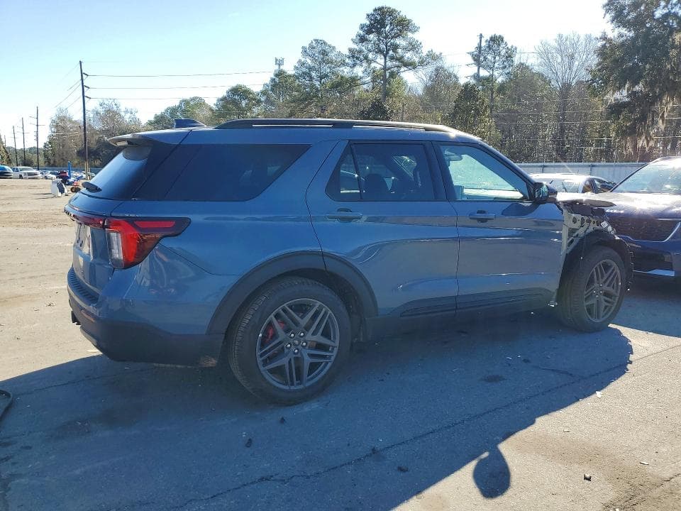 2025 FORD EXPLORER ST-LINE 3