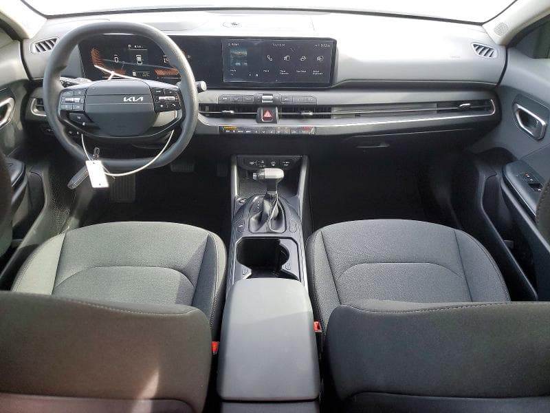 2025 KIA K4 LX 8