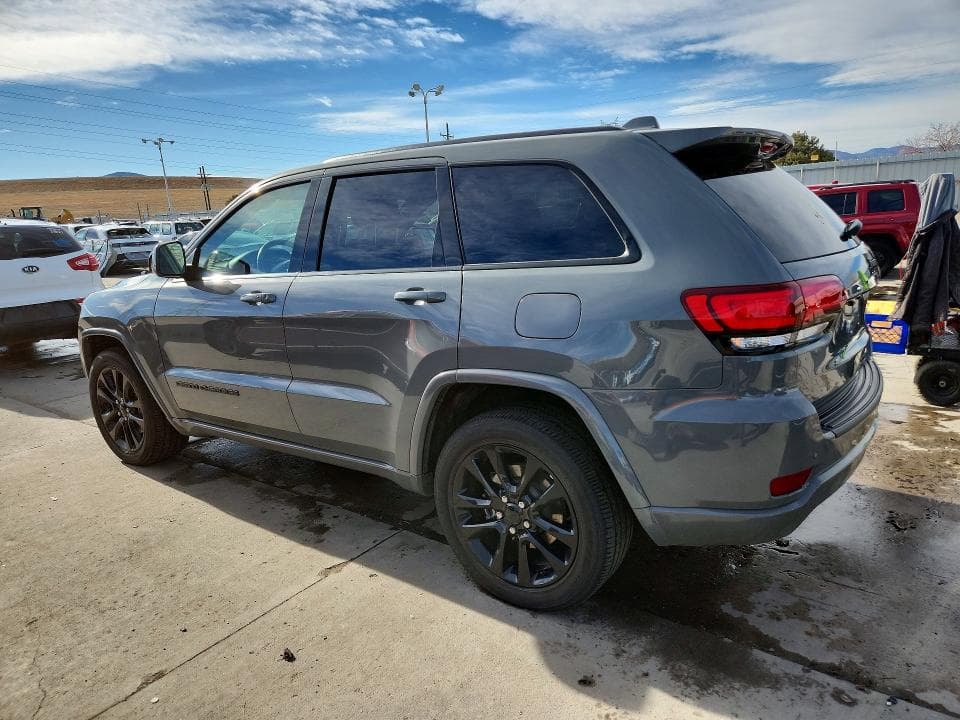 2021 JEEP GRAND CHEROKEE LAREDO 2