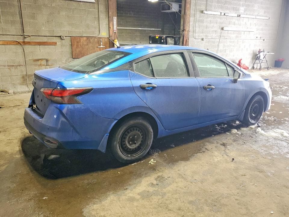2023 NISSAN VERSA S 3