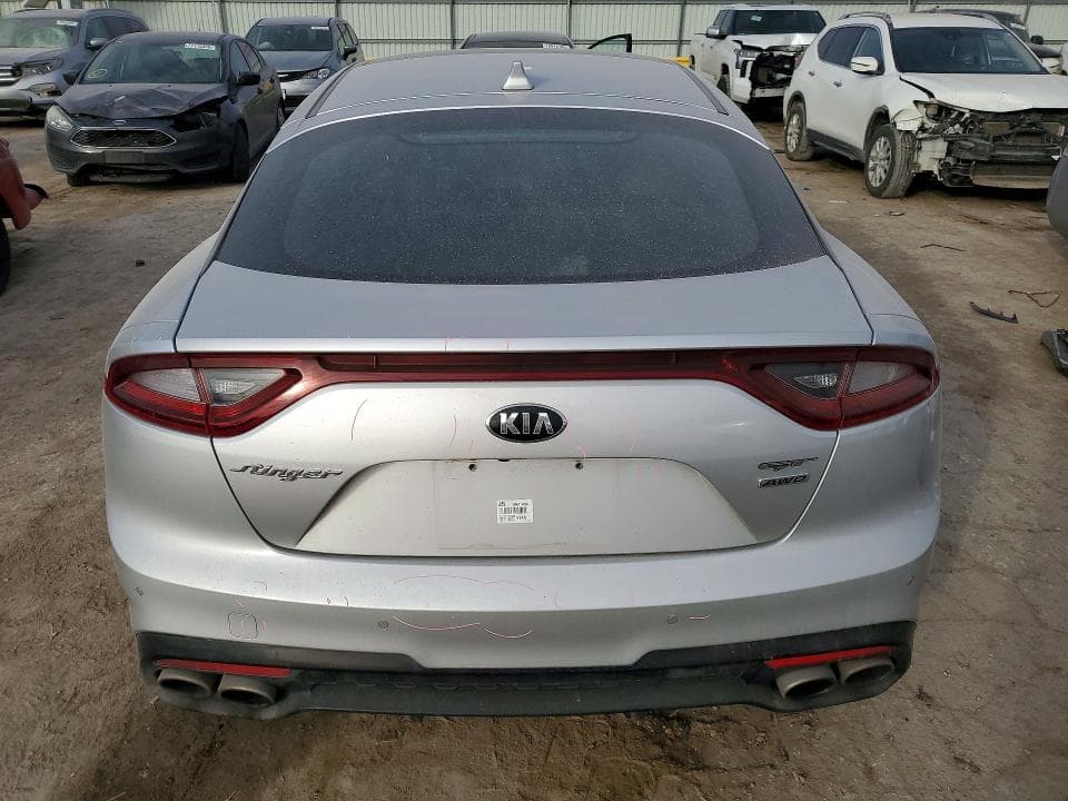 2018 KIA STINGER GT2 6