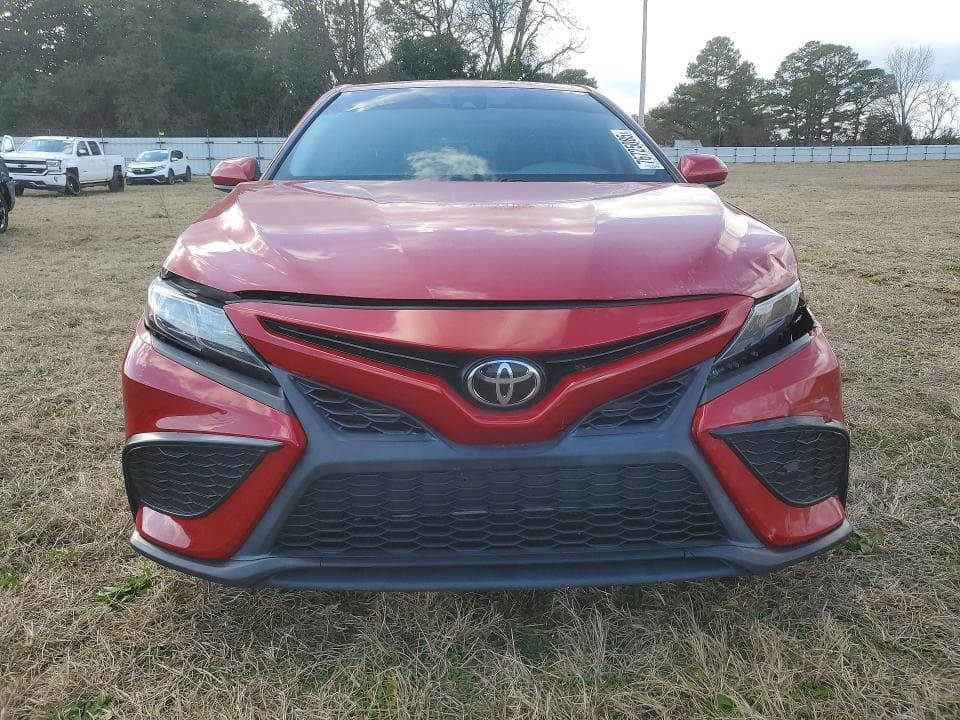 2021 TOYOTA CAMRY SE SE 5