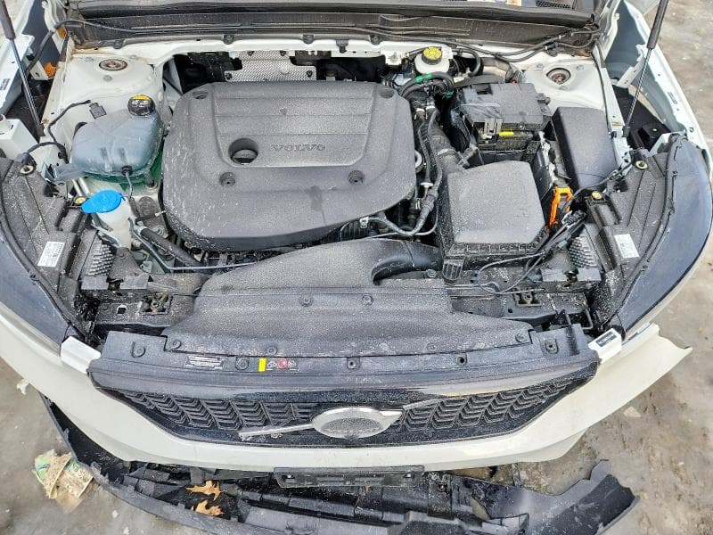 2025 VOLVO XC40 ULTRA 11