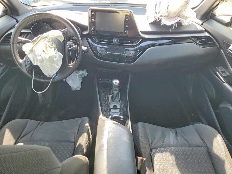 2021 TOYOTA C-HR 8