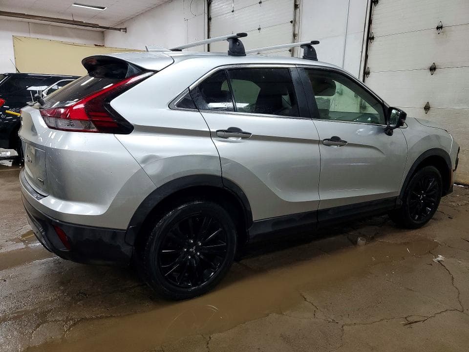 2023 MITSUBISHI ECLIPSE CROSS LE 3
