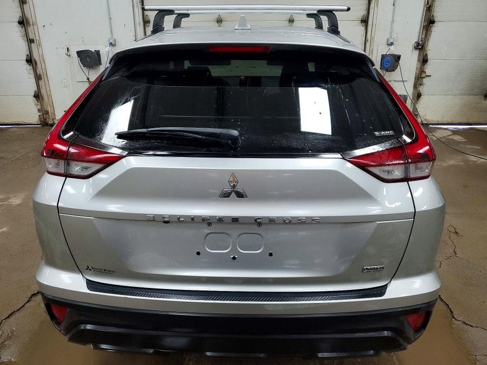 2023 MITSUBISHI ECLIPSE CROSS LE 6