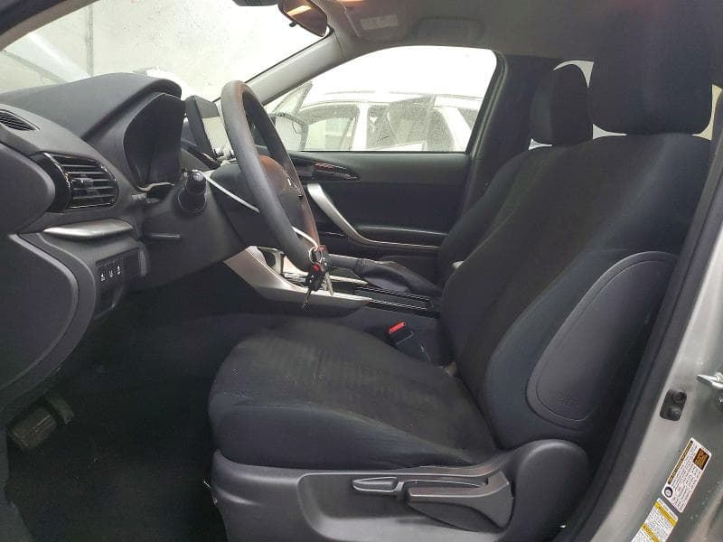 2023 MITSUBISHI ECLIPSE CROSS LE 7