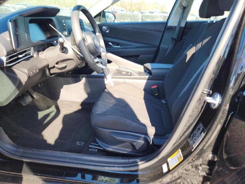 2026 HYUNDAI ELANTRA SE 7