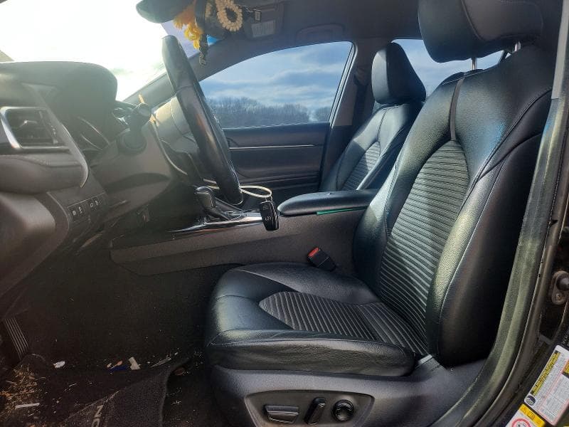 2018 TOYOTA CAMRY L L 7