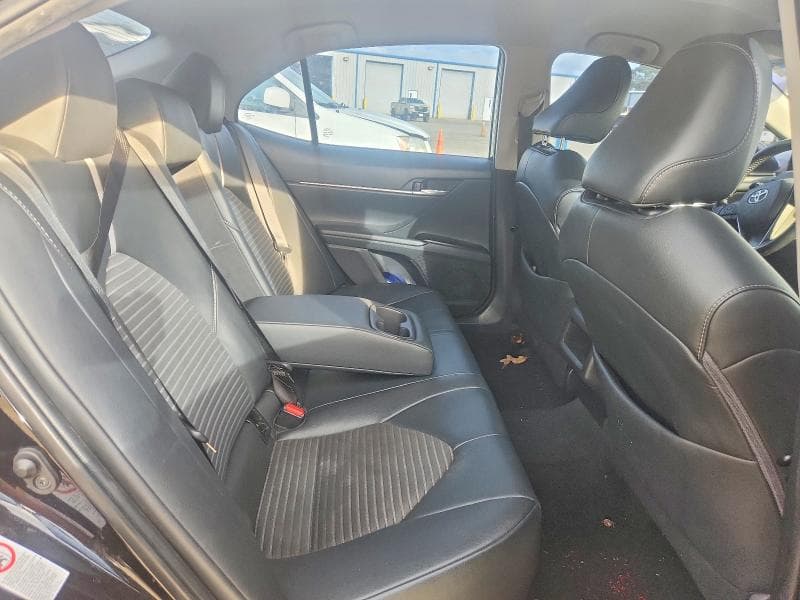 2018 TOYOTA CAMRY L L 10