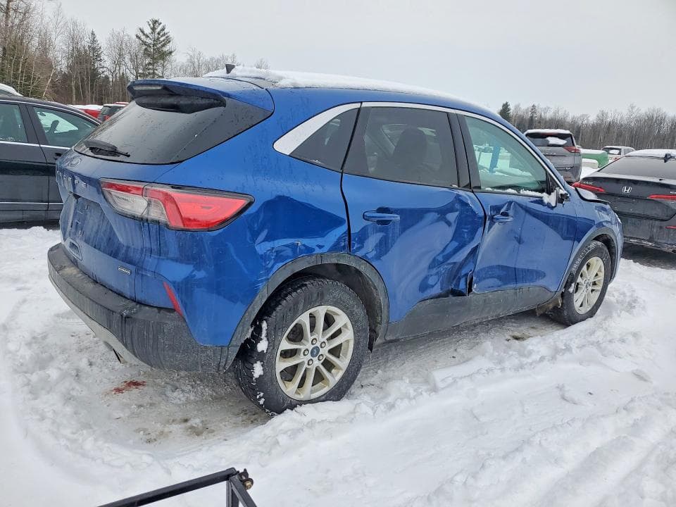 2022 FORD ESCAPE SE SE 3