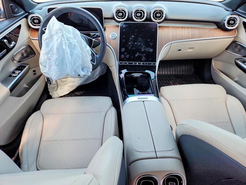 2023 MERCEDES-BENZ C 300 8