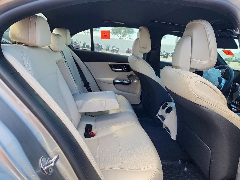 2023 MERCEDES-BENZ C 300 10