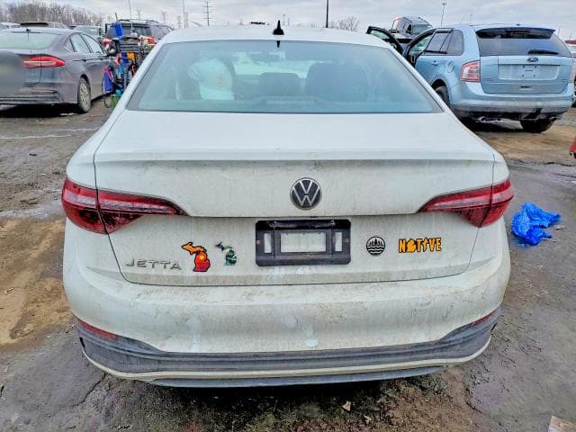 2023 VOLKSWAGEN JETTA SPORT 6