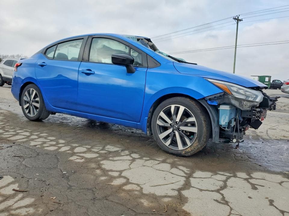 2020 NISSAN VERSA SR 4