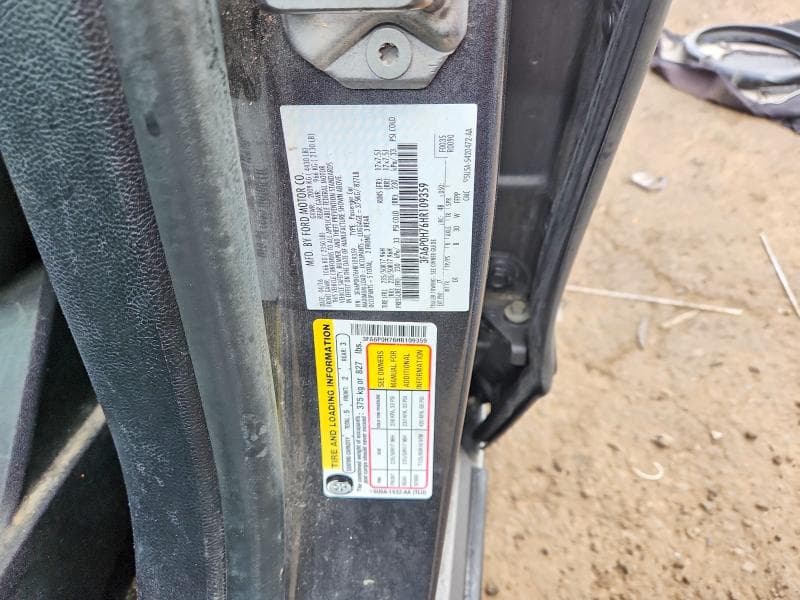 2017 FORD FUSION SE 12