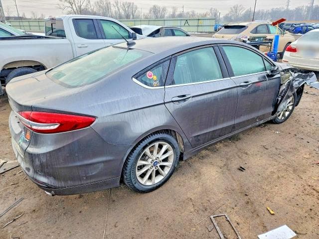 2017 FORD FUSION SE 3