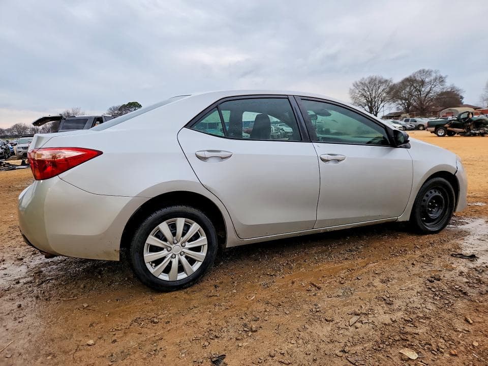 2017 TOYOTA COROLLA L 3