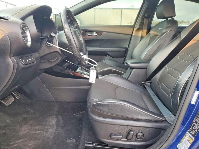 2021 KIA FORTE GT LINE 7