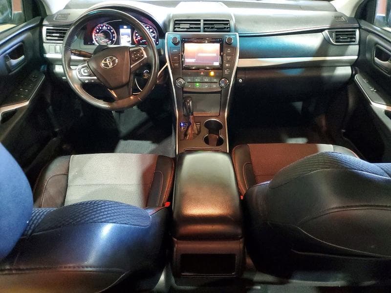 2017 TOYOTA CAMRY SE 8