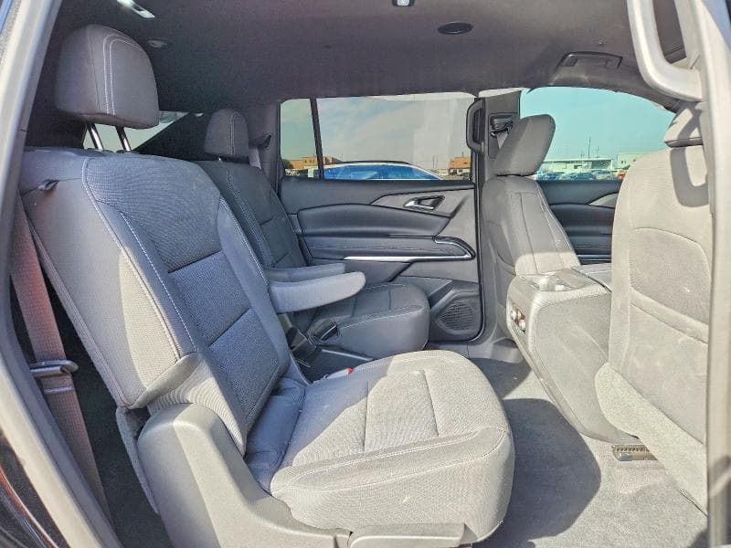 2025 CHEVROLET TRAVERSE LT 11