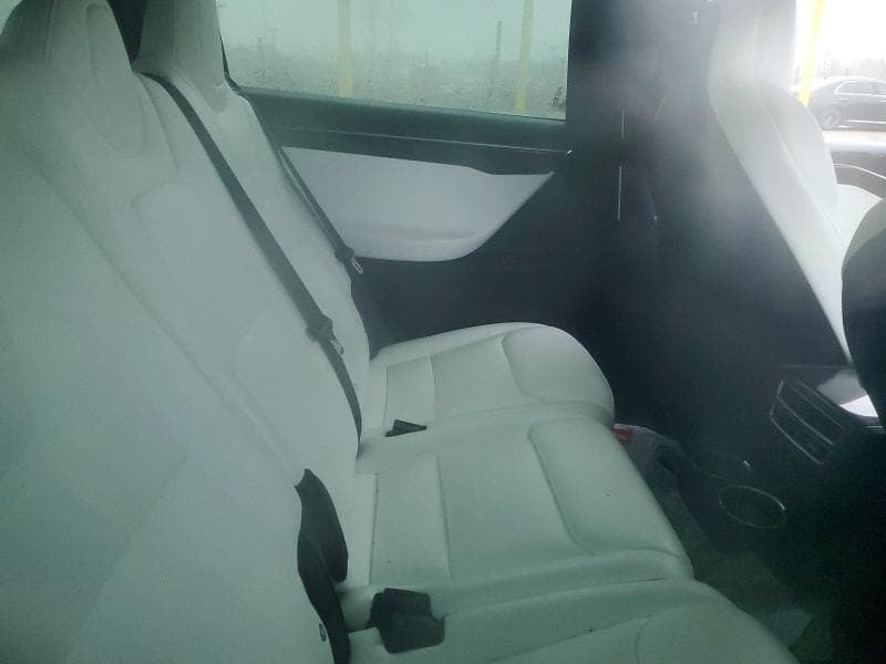 2017 TESLA MODEL X 10