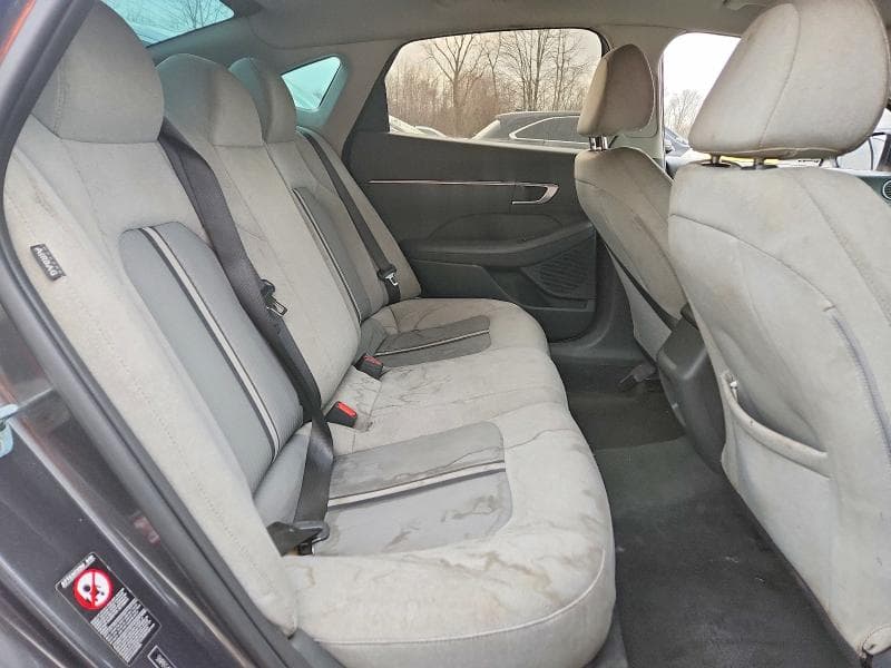 2020 HYUNDAI SONATA SE 10