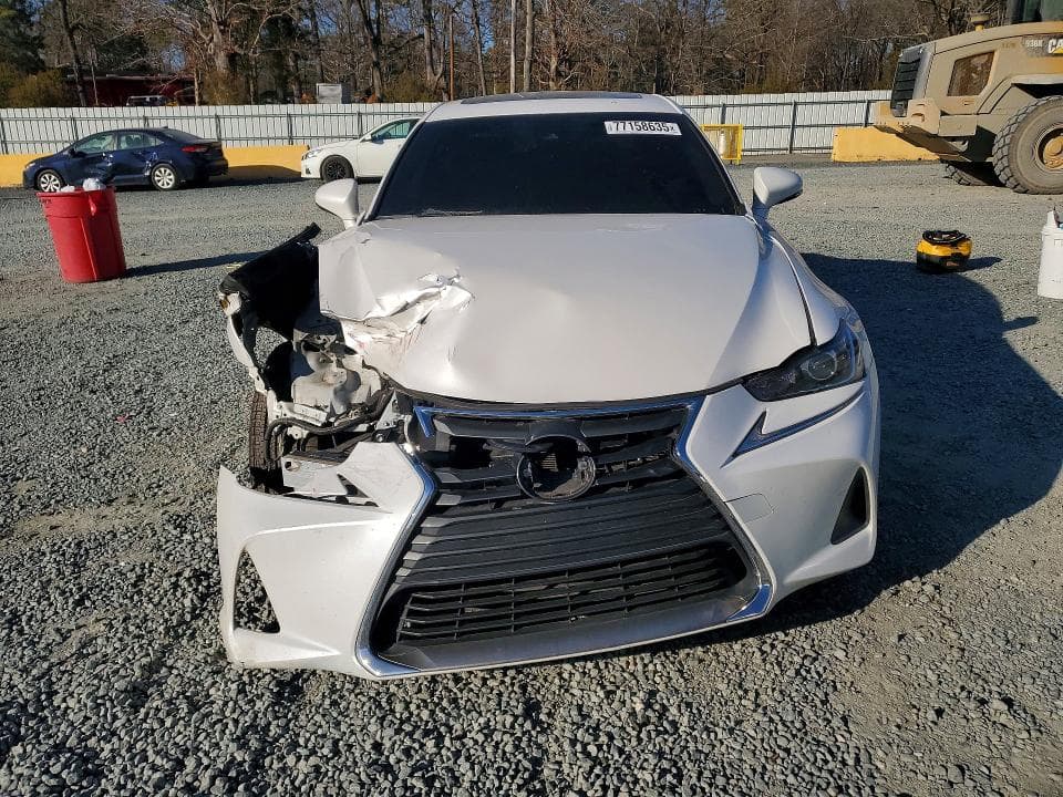 2018 LEXUS IS 300 5